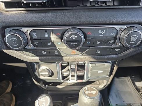 New 2026 Jeep Wrangler Sport S image 29