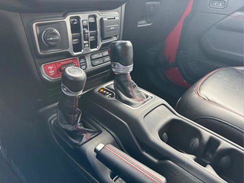 Used 2021 Jeep Wrangler Unlimited Rubicon AWD/4WD image 22