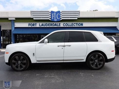 Used 2019 Rolls-Royce Cullinan image 3