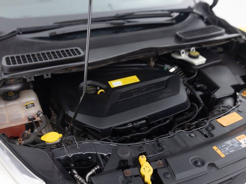 Used 2013 Ford Escape SE FWD image 38