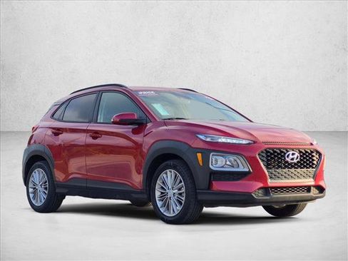 Used 2021 Hyundai Kona SEL FWD image 3