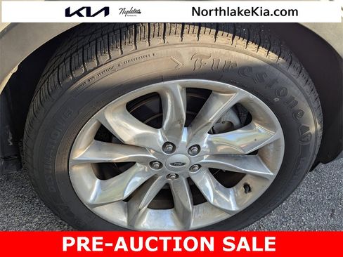 Used 2014 Ford Explorer XLT w/ Equipment Group 202A image 22