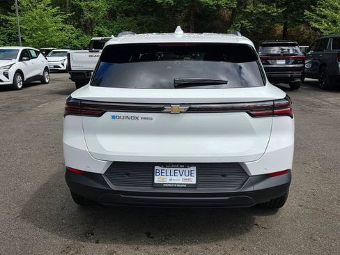 New 2026 Chevrolet Equinox EV LT AWD/4WD image 4