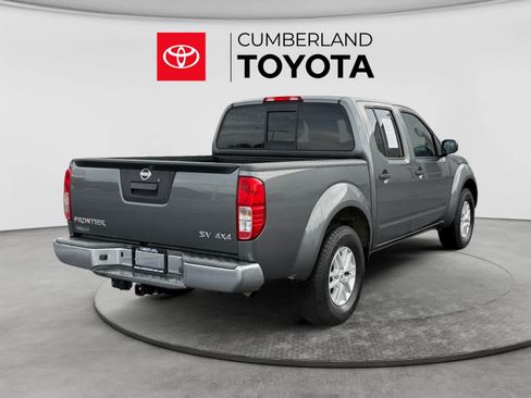 Used 2017 Nissan Frontier SV AWD/4WD image 5