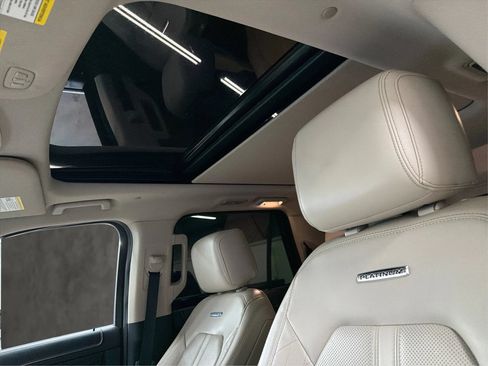 Used 2019 Ford Expedition Max Platinum AWD/4WD image 39