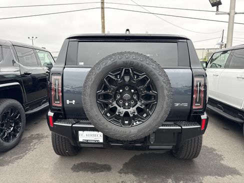 New 2026 GMC Hummer EV SUV image 5