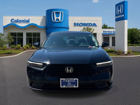 Used 2023 Honda Accord EX image 10