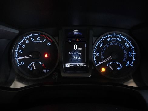 Used 2021 Toyota Tacoma TRD Off-Road image 29