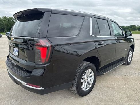 Used 2025 Chevrolet Tahoe LT AWD/4WD image 7