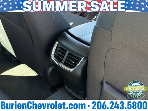 Used 2023 Chevrolet Malibu LT FWD image 26
