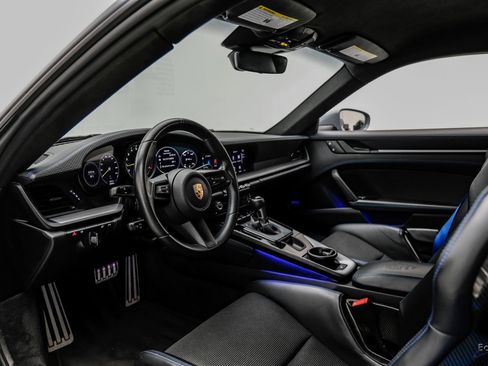 Used 2023 Porsche 911 GT3 RWD image 33