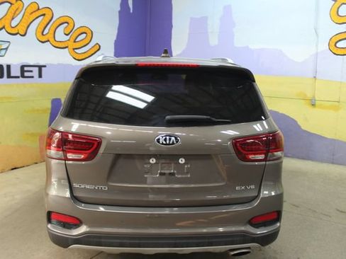Used 2019 Kia Sorento EX AWD/4WD image 7