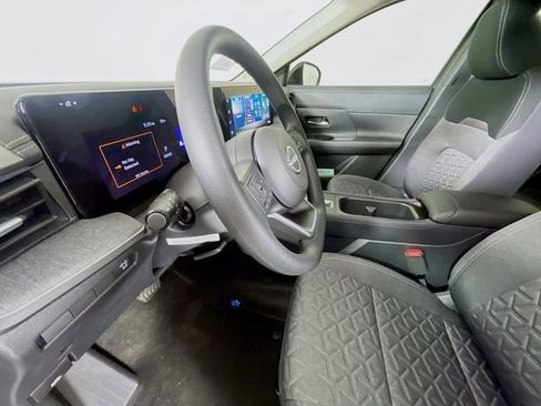 New 2026 Nissan Kicks SV FWD image 13