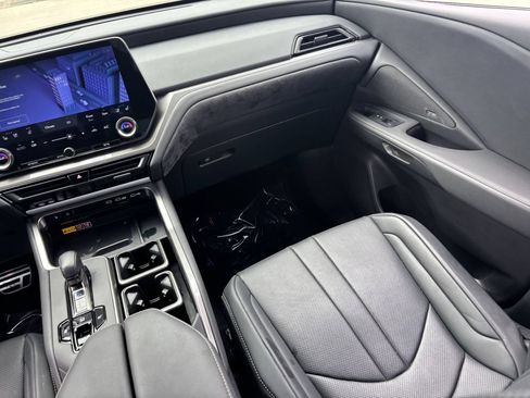 Used 2024 Lexus TX 500h AWD w/ Technology Package image 14