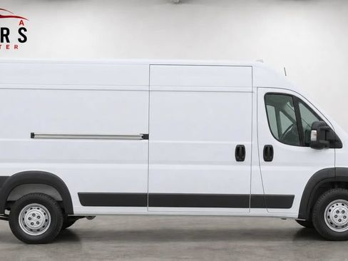 Used 2023 RAM ProMaster 3500 w/ Driver Convenience Group FWD image 1