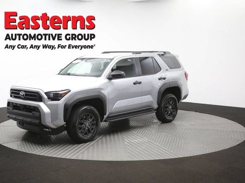 Used 2025 Toyota 4Runner SR5 AWD/4WD image 57