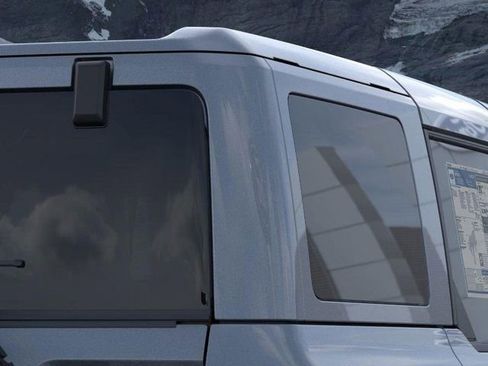 New 2025 Ford Bronco Outer Banks image 25