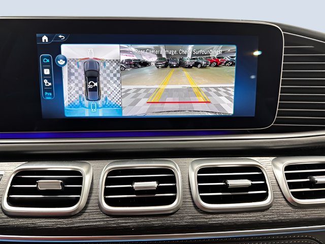 Used 2026 Mercedes-Benz Maybach GLS 600 4MATIC image 23