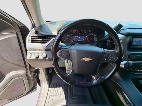 Used 2015 Chevrolet Suburban LS AWD/4WD image 11