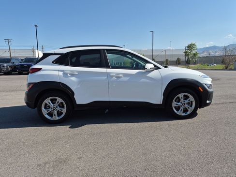 Used 2023 Hyundai Kona SEL w/ Convenience Package AWD/4WD image 2