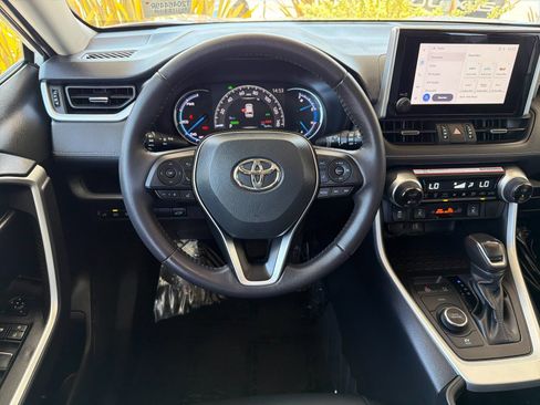 Used 2025 Toyota RAV4 XLE Premium w/ Weather Package AWD/4WD image 16