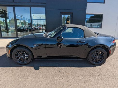 New 2026 MAZDA MX-5 Miata Sport RWD image 3