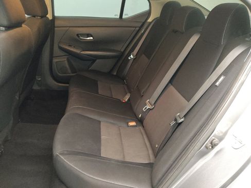 Used 2020 Nissan Sentra SV FWD image 18