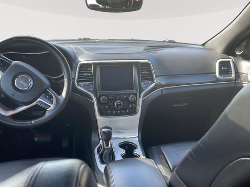 Used 2018 Jeep Grand Cherokee Limited AWD/4WD image 15