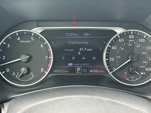 Used 2024 Nissan Sentra SV image 23