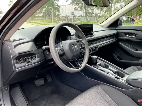 Used 2023 Honda Accord LX image 13