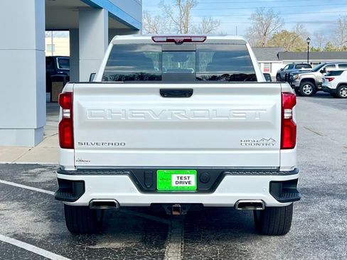 Used 2023 Chevrolet Silverado 1500 High Country w/ High Country Premium Package image 5