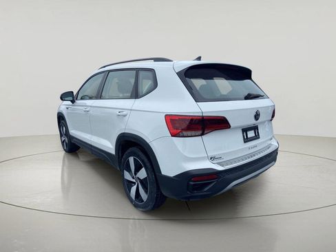 Used 2023 Volkswagen Taos S w/ Driver Assistance Package AWD/4WD image 5