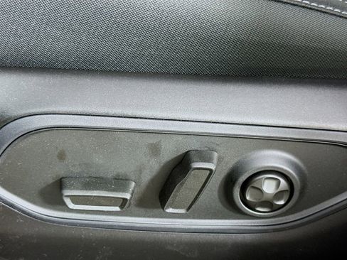 New 2025 Jeep Grand Cherokee Laredo image 19