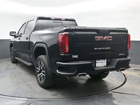 Used 2022 GMC Sierra 1500 AT4 w/ AT4 Preferred Package AWD/4WD image 12
