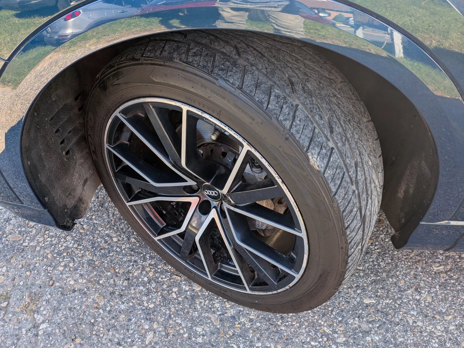 Used 2019 Audi Q8 Premium Plus w/ Premium Plus AWD/4WD image 11