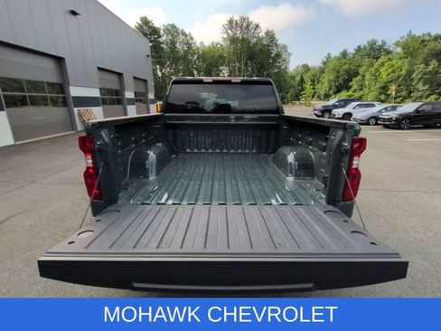 Used 2025 Chevrolet Silverado 1500 LT AWD/4WD image 26