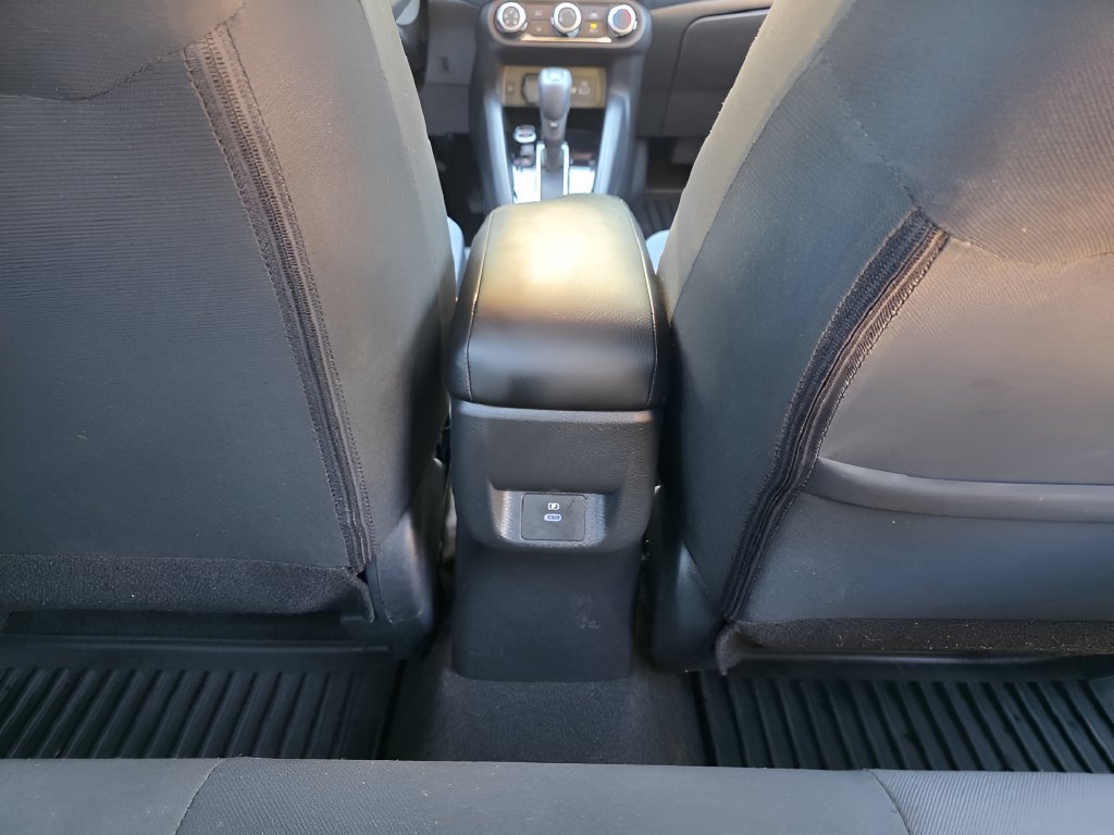 Used 2025 Nissan Versa SV w/ Trunk Package FWD image 7