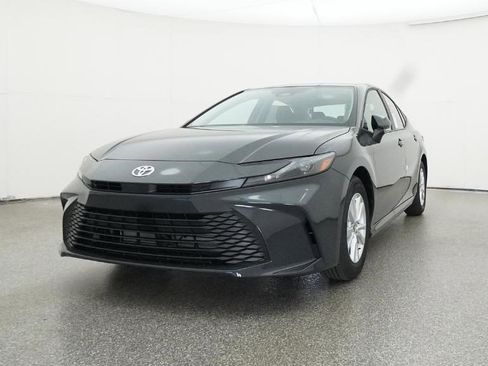 New 2026 Toyota Camry LE image 5