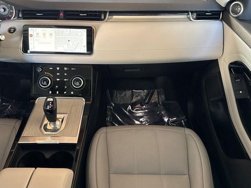 Certified 2023 Land Rover Range Rover Evoque SE AWD/4WD image 32