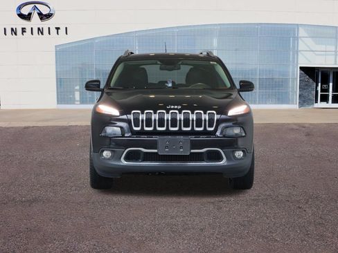 Used 2017 Jeep Cherokee Limited AWD/4WD image 11