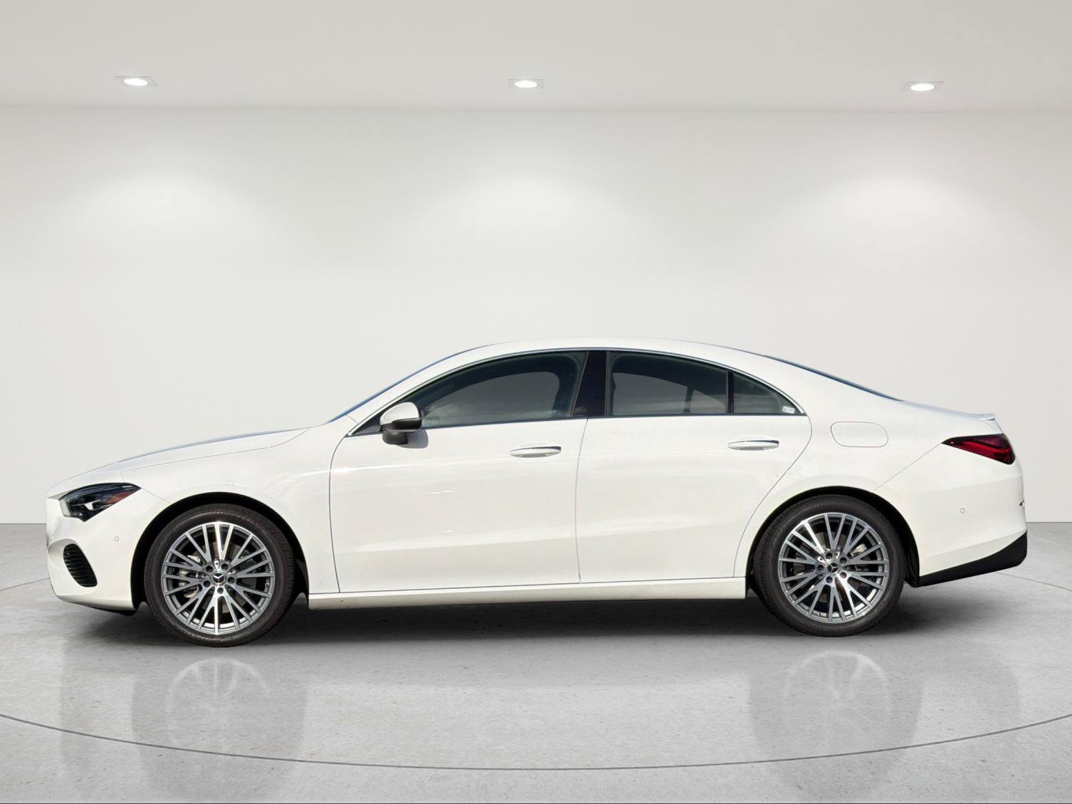 Used 2026 Mercedes-Benz CLA 250 4MATIC image 2