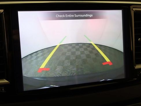 Used 2024 Chrysler Pacifica Touring-L FWD image 52