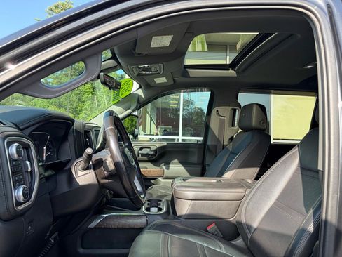 Used 2020 GMC Sierra 2500 Denali w/ Denali Ultimate Package AWD/4WD image 25