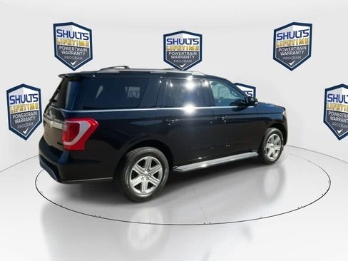 Used 2020 Ford Expedition XLT w/ Equipment Group 202A AWD/4WD image 9