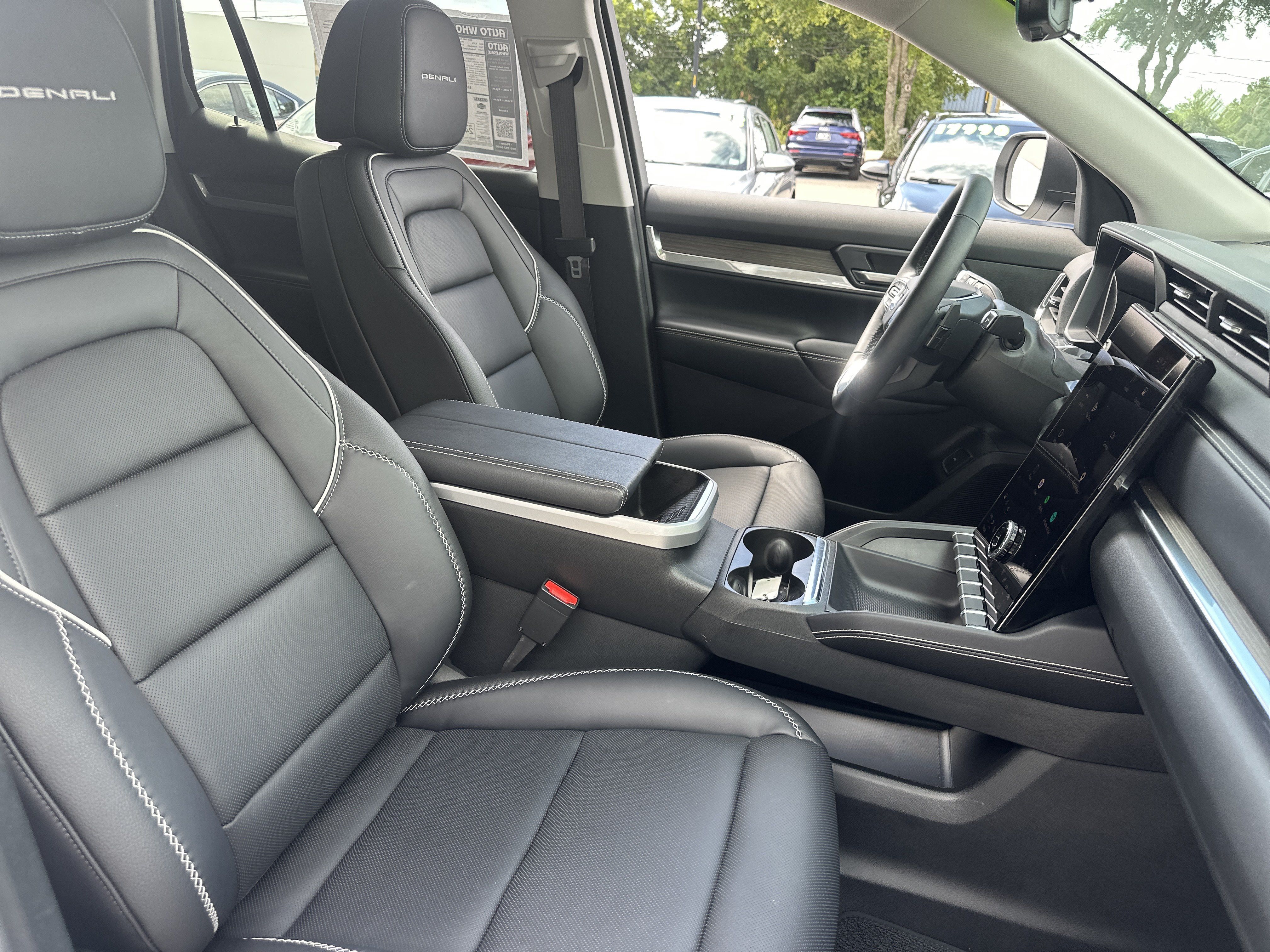 Used 2026 GMC Terrain Denali AWD/4WD image 13
