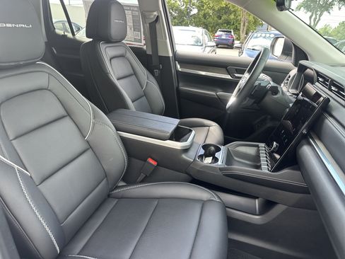 Used 2026 GMC Terrain Denali AWD/4WD image 13
