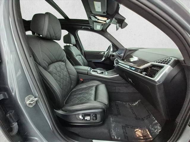Used 2025 BMW X5 sDrive40i RWD image 25