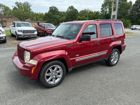 Used 2012 Jeep Liberty Sport AWD/4WD image 7
