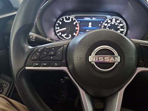 Used 2024 Nissan Sentra SV image 15