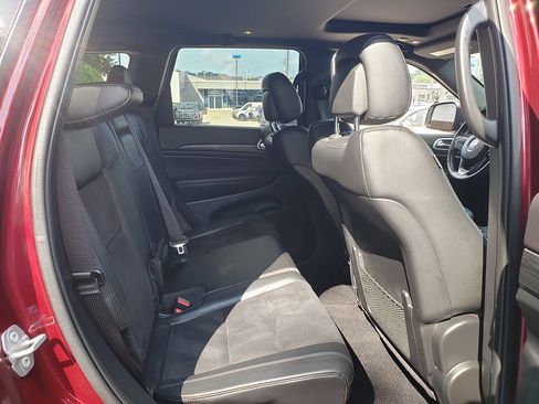 Used 2022 Jeep Grand Cherokee Laredo X AWD/4WD image 20
